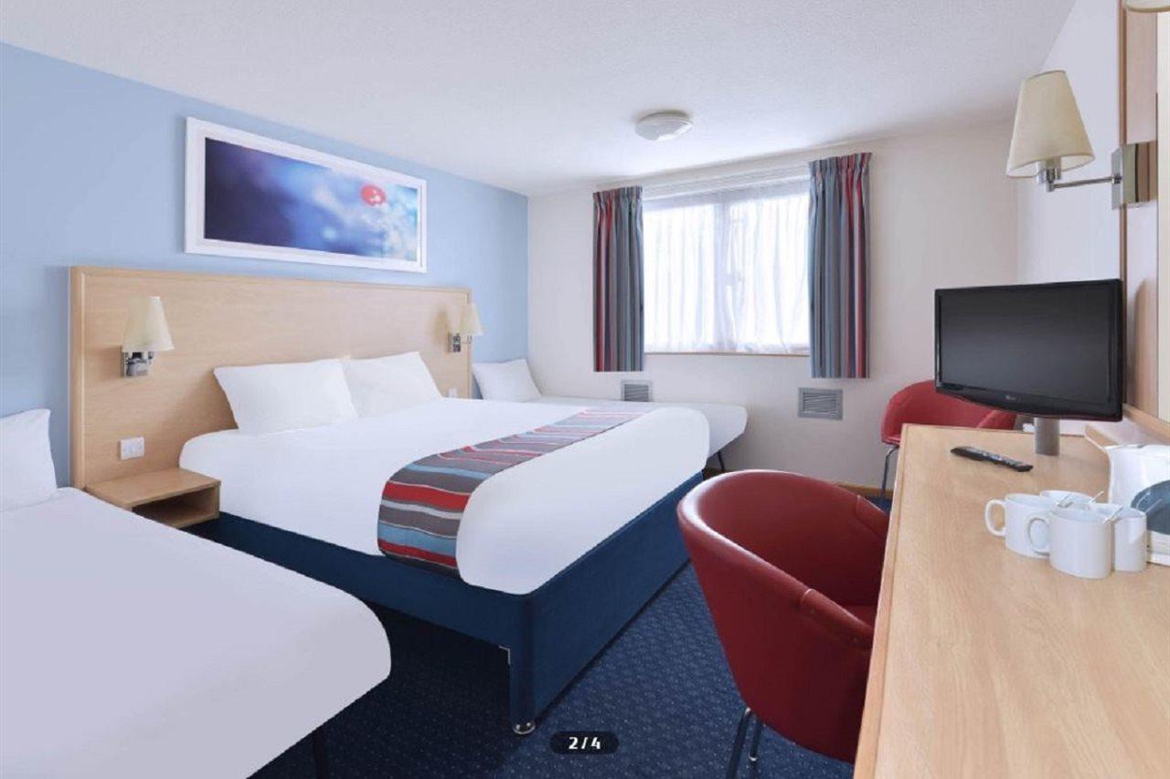 Travelodge Эр Экстерьер фото