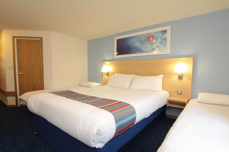 Travelodge Эр Экстерьер фото